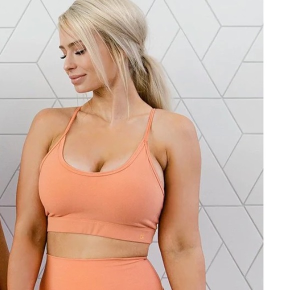 GOLD ELITE SPORTS BRA - Picture 2 of 5